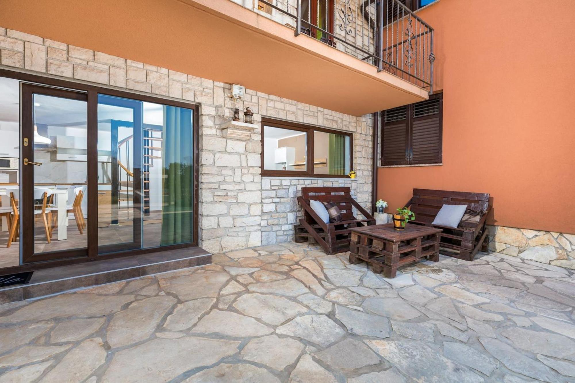 Holiday Home Dori Fažana Εξωτερικό φωτογραφία